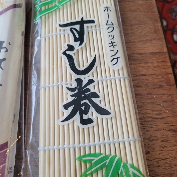 Bamboo Sushi Mat & JFC Chopstick Set New In Original Package - Picture 3 of 6